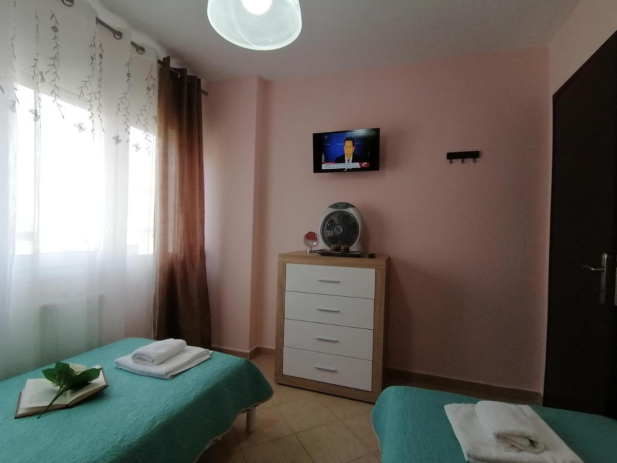 Apartament Bella Casa Néa Péramos Zewnętrze zdjęcie