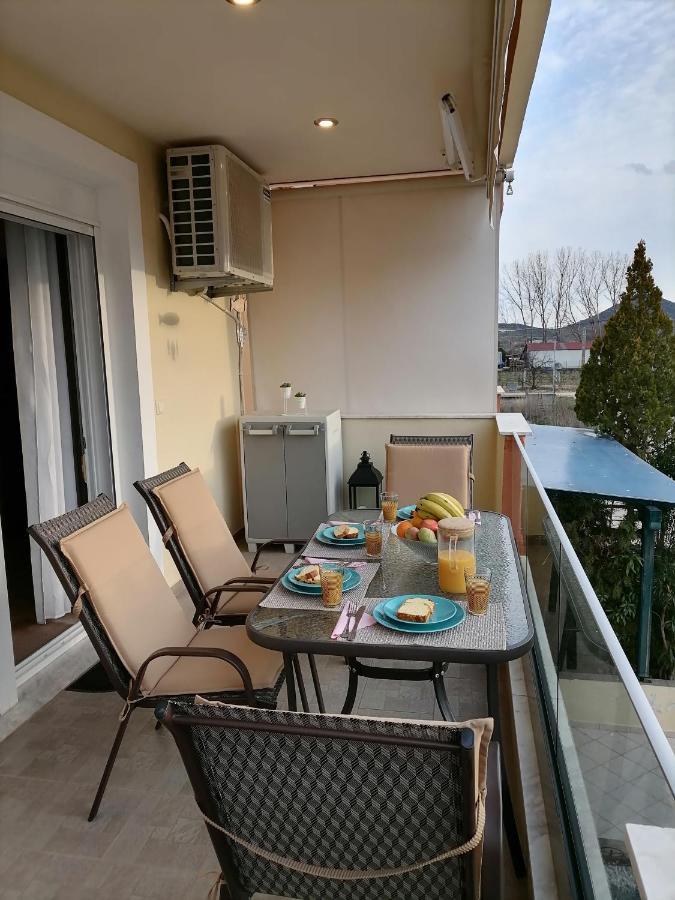 Apartament Bella Casa Néa Péramos Zewnętrze zdjęcie