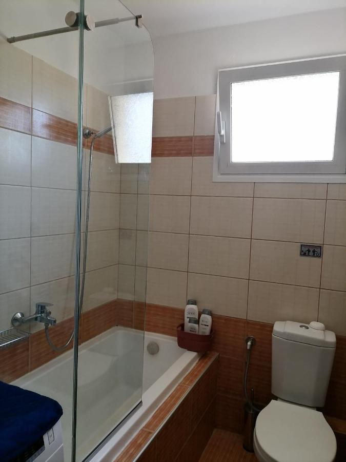 Apartament Bella Casa Néa Péramos Zewnętrze zdjęcie
